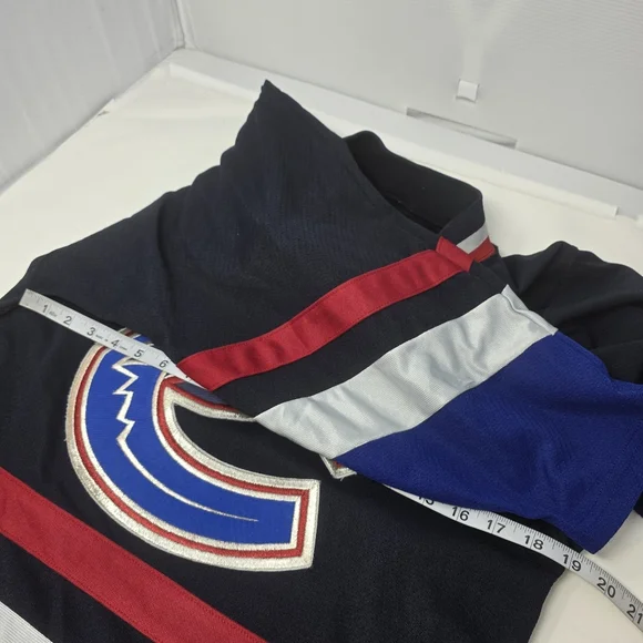 Vintage CCM Vancouver Canucks Orca Jersey Navy Men's Size Medium Made In Canada. - Picture 8 of 10